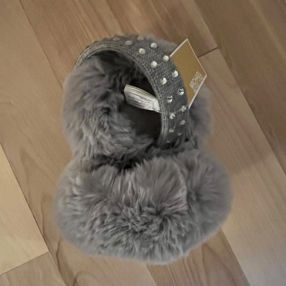 Michael Kors earmuffs - Picture 4 of 4